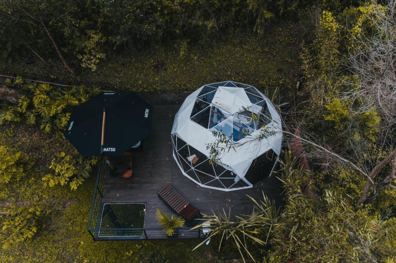 ホテル Domus Glamping Guatapé エクステリア 写真