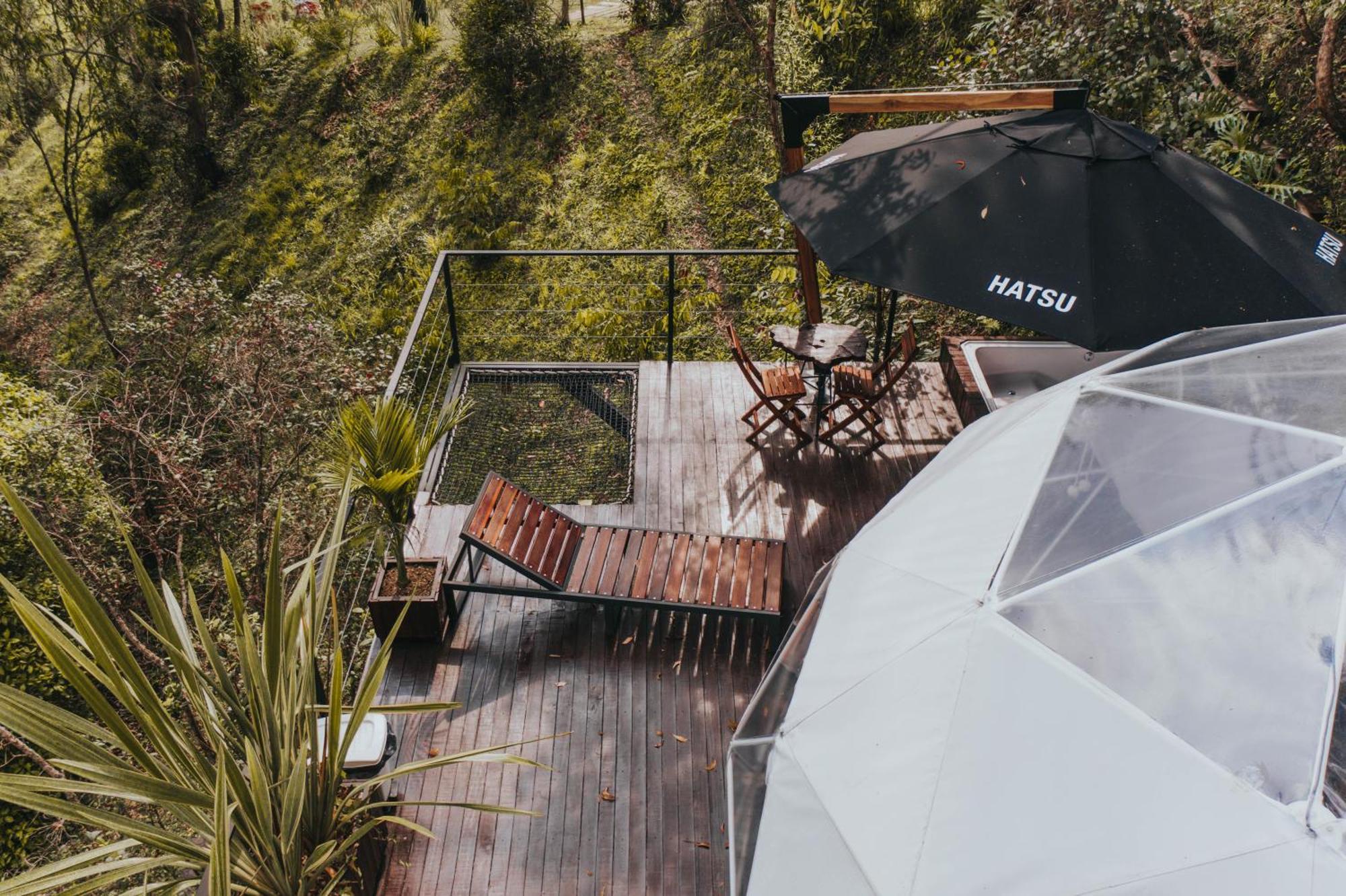 ホテル Domus Glamping Guatapé エクステリア 写真